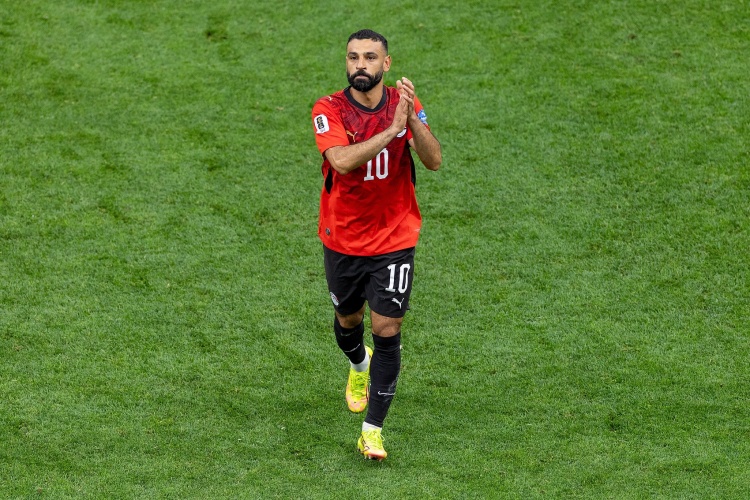 BBC谈特拉布宗签萨拉赫:在球员度假时线上谈判,仅花五六天搞定