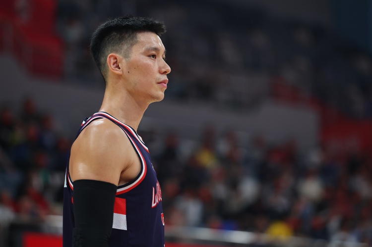 书豪to瀚森:多争取发展联盟出场机会 不必执着于NBA短暂轮换时间