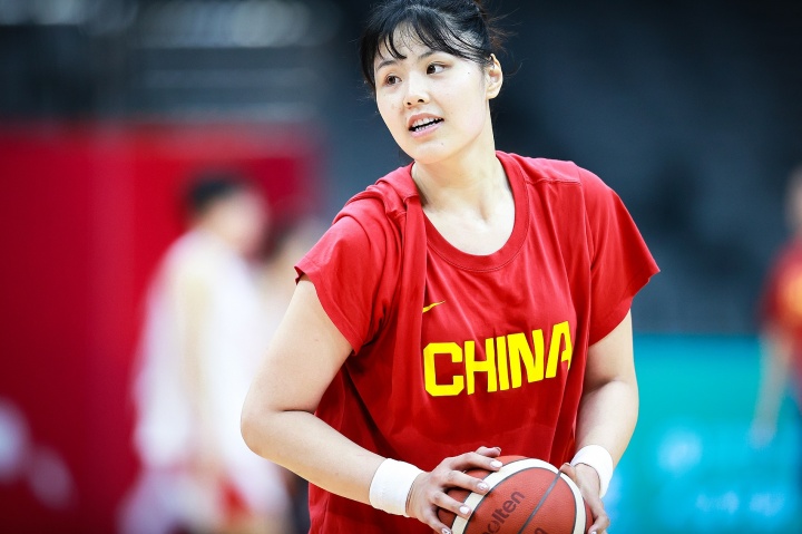 媒体人谈李月汝护照遗失:物流效率&准确率方面 中国全面领先美国