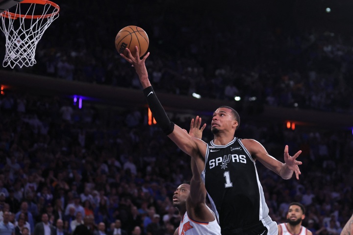 J博士:现在都是外线争MVP 文班是能让中锋重回MVP争夺战中心的人