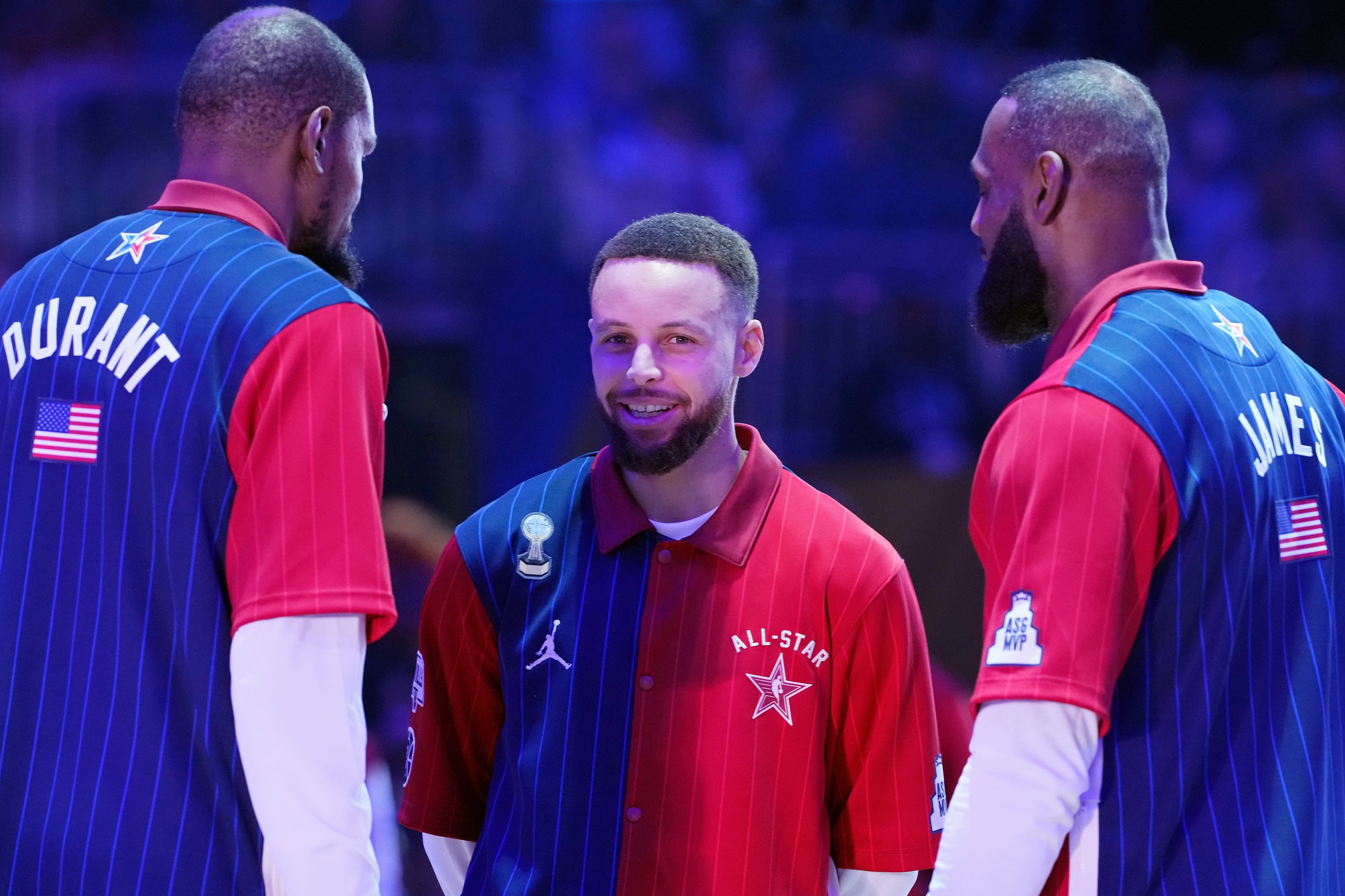 詹杜库新赛季ESPN排名均下滑未进前10:库里12 KD13 詹姆斯降至18 詹杜库新赛季ESPN排名均下滑未进前10:库里12 KD13 詹姆斯降至18
